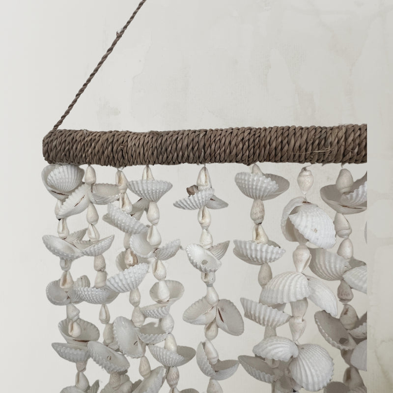 INDIE SHELL : Cascading Shell Wall Decor